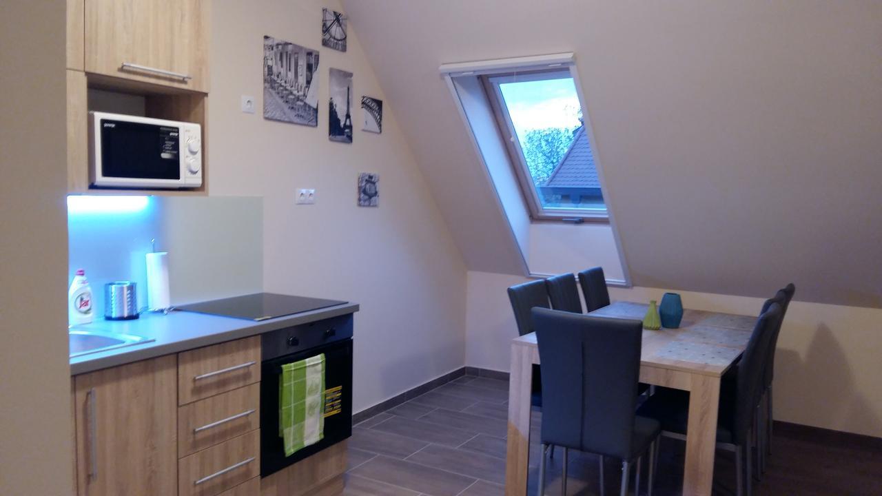 Hajdúszoboszló Tahiti Apartman מראה חיצוני תמונה